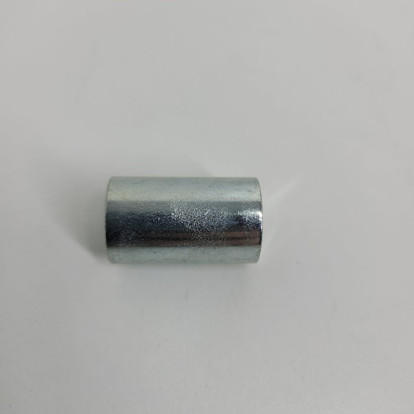 Genuine spacer 9056010044