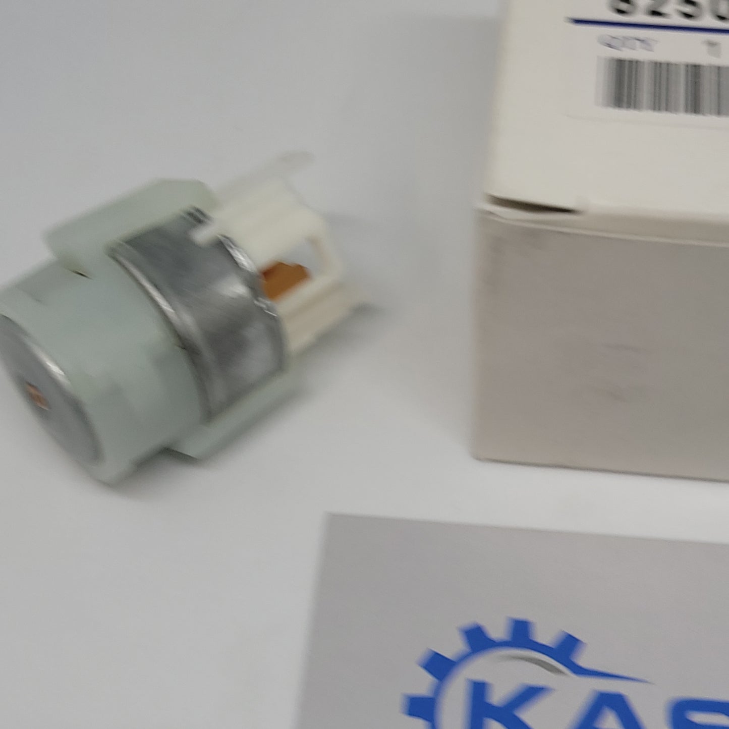 Genuine Relay 82501AA130