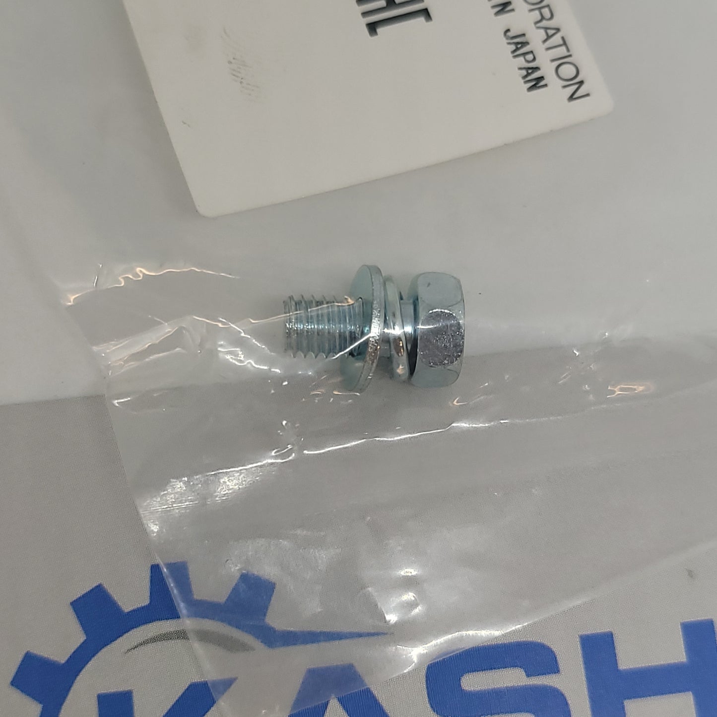 Genuine Subaru bolt and washer Subaru 011805100