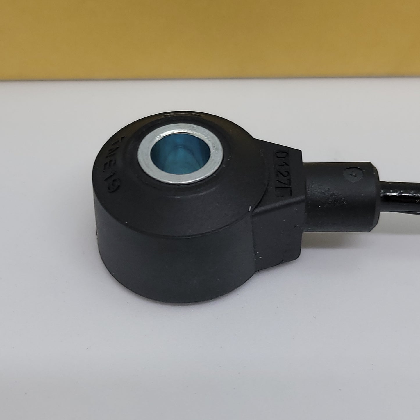 Genuine knock sensor 22060AA100